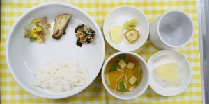 3月10日（火)の献立